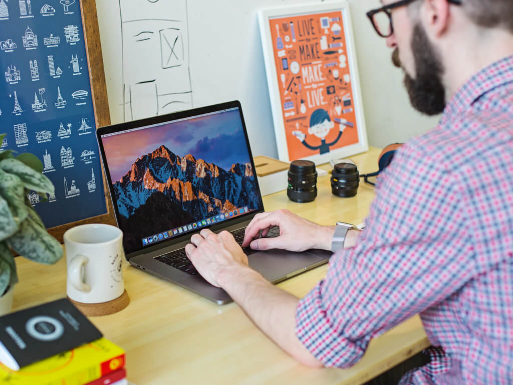 Accelerometer Beacon BLE